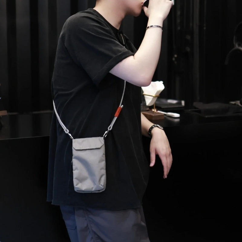 Men Slim Fit Crossbody Phone B - đánh giá và giá Travel Packing Accessories